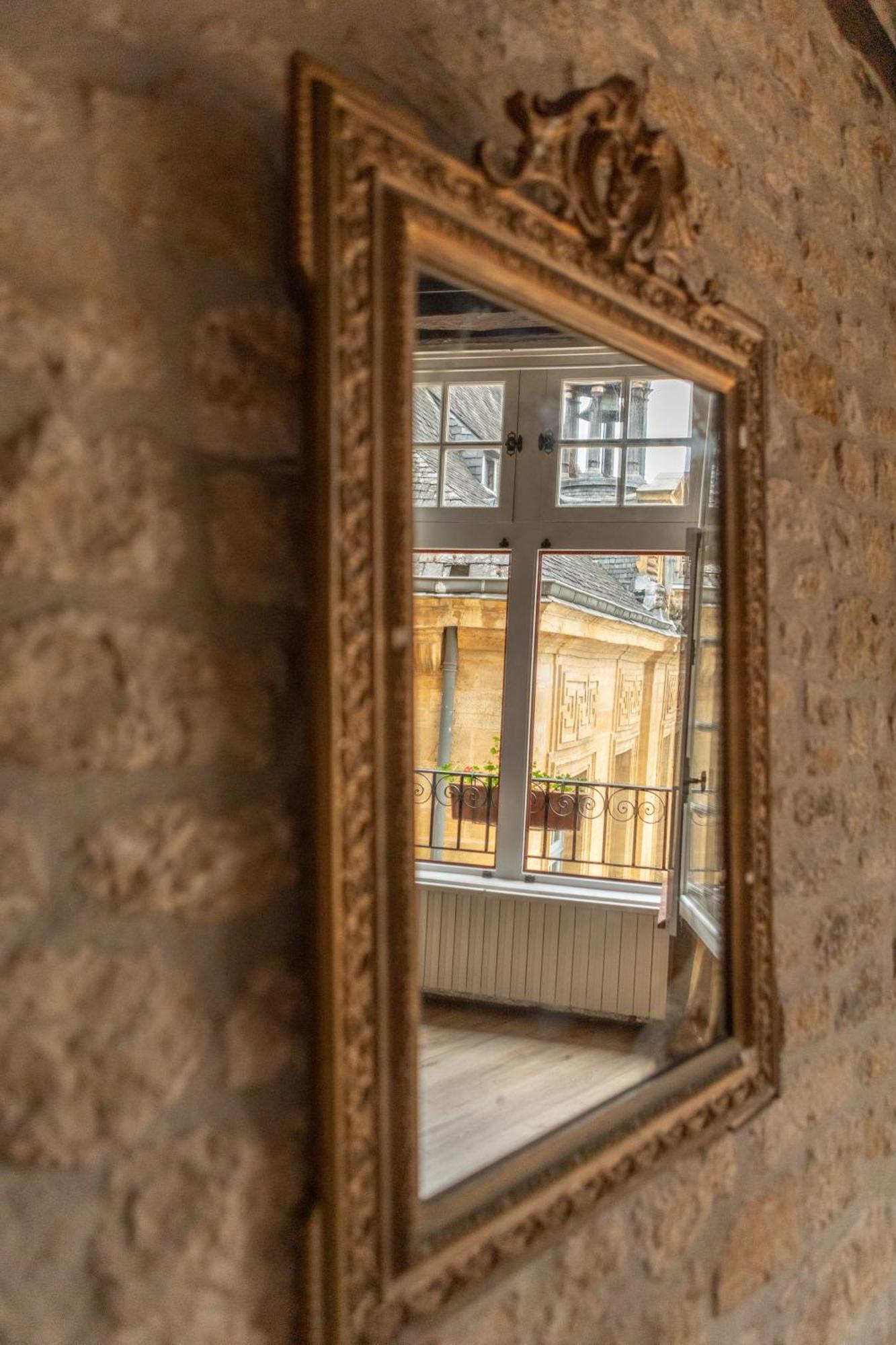 לינה וארוחת בוקר Le Lys Dort Sarlat מראה חיצוני תמונה