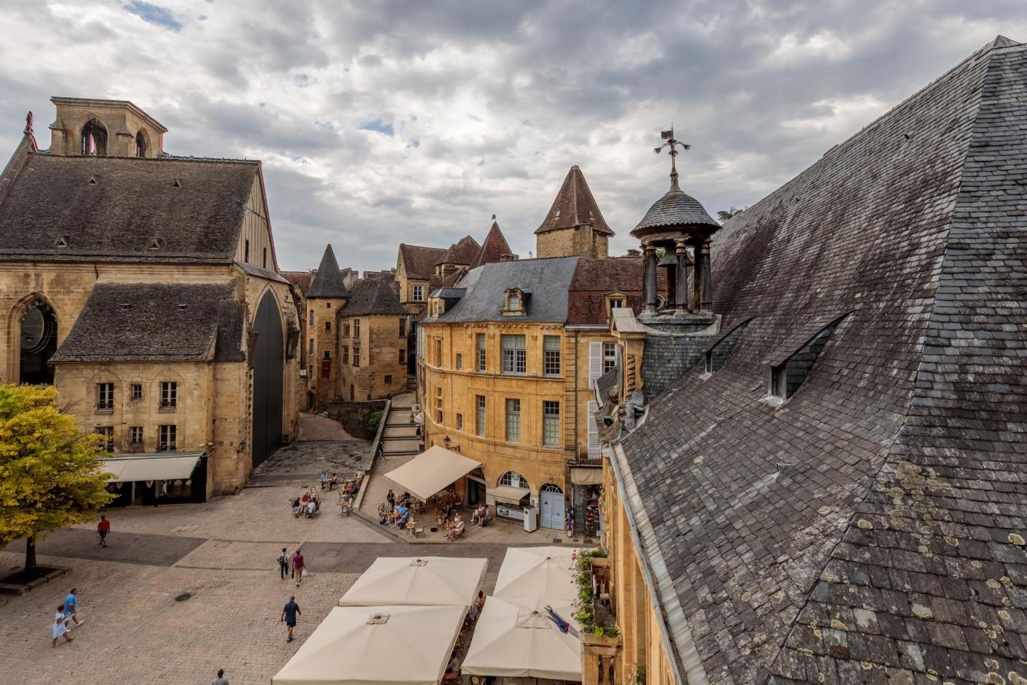 לינה וארוחת בוקר Le Lys Dort Sarlat מראה חיצוני תמונה